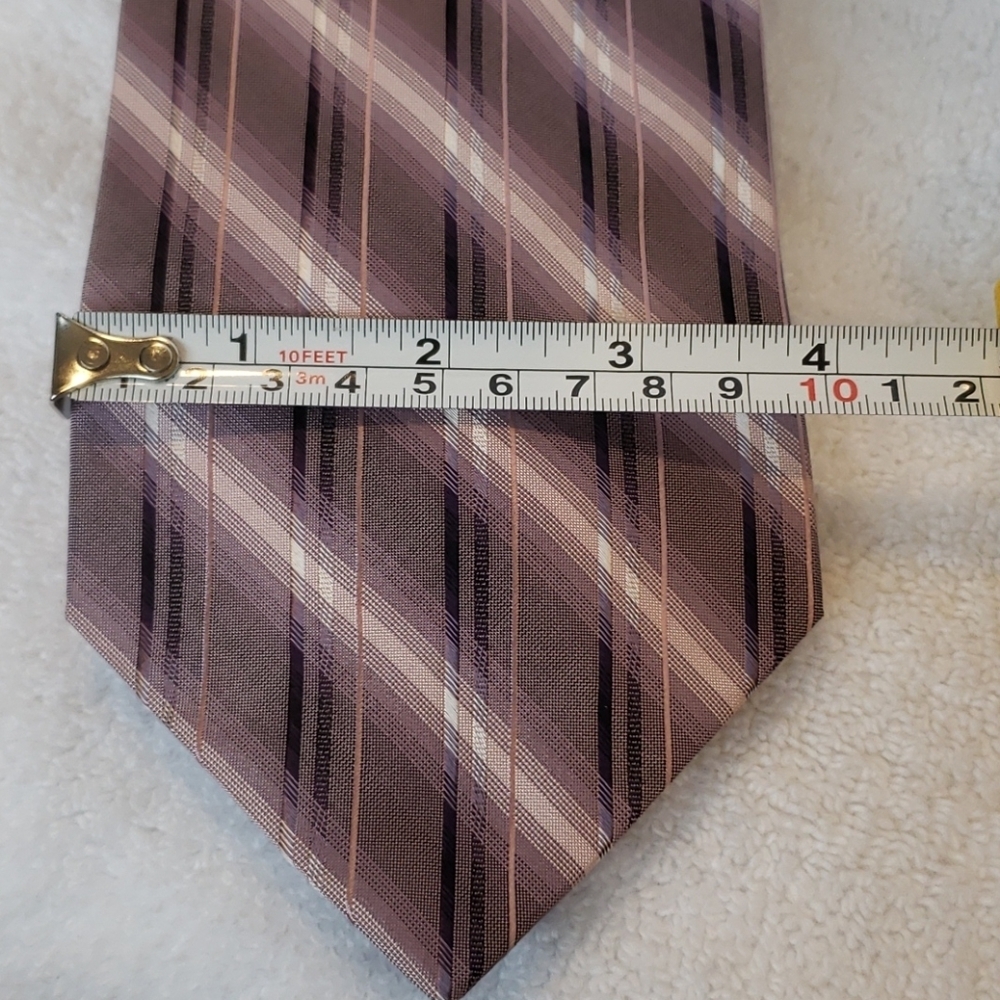 Courage tie - Picture 2 of 5